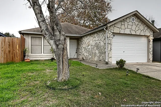 16426 Alwick Ln — Photo 6