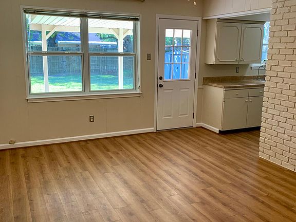 5th image of 717 Gaylewood Dr