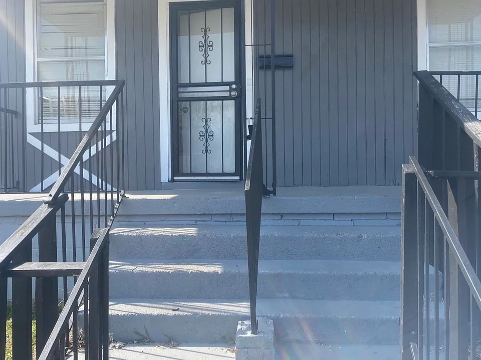 1541 Patton St