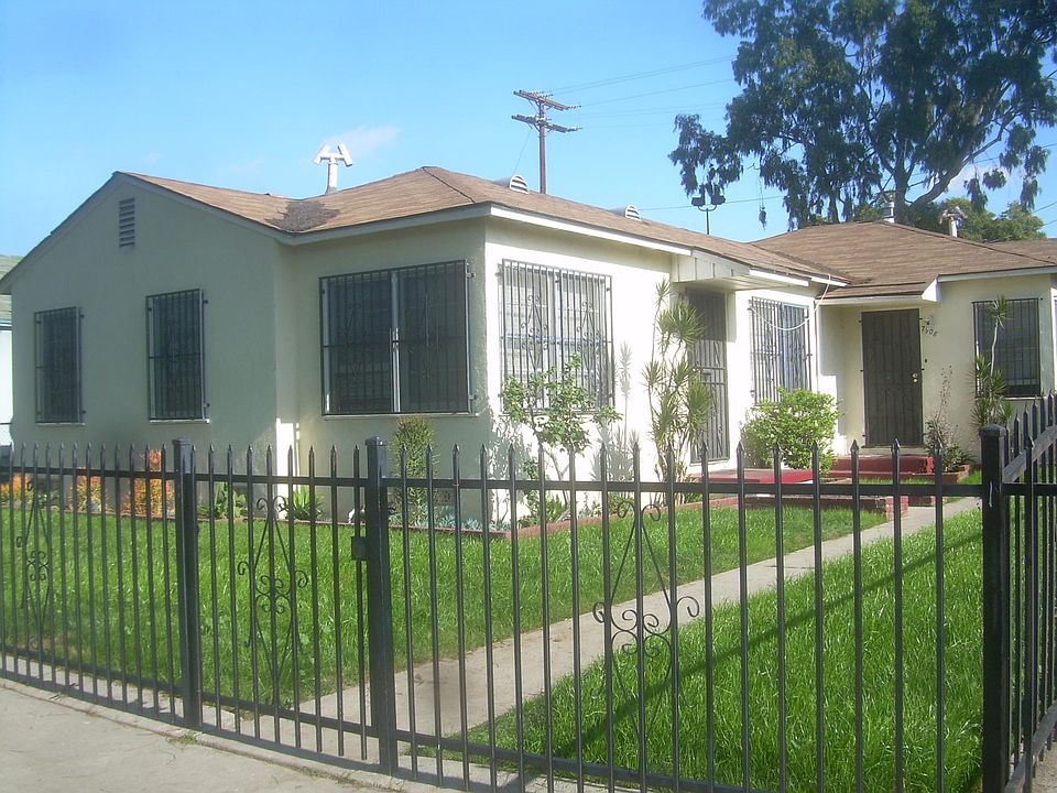 2nd image of 7906 Antwerp St
