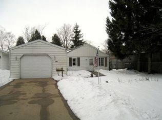 521 Victoria St, Green Bay, WI 54302