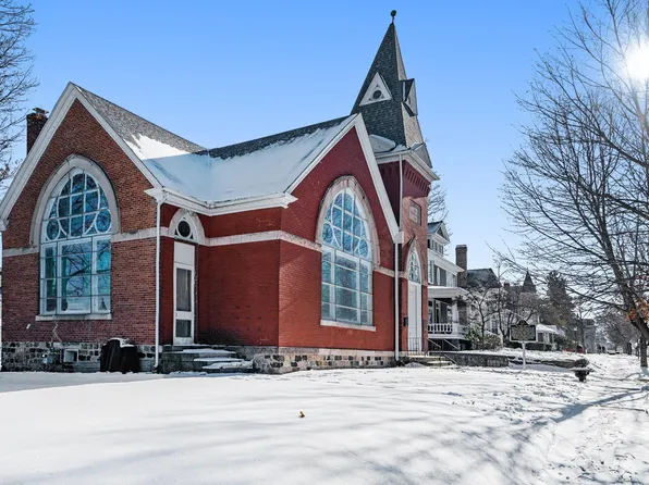 503 S Main St, Ligonier, IN 46767