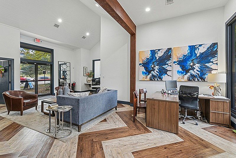 Leasing Center & Clubhouse