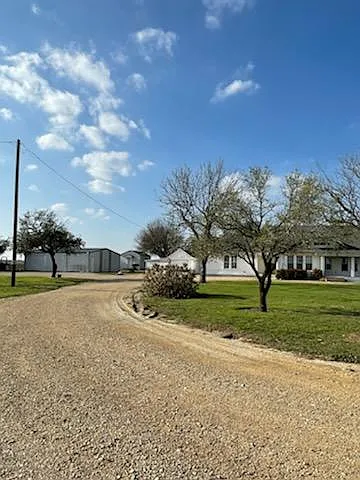 2451 N State Highway 95 — Photo 6