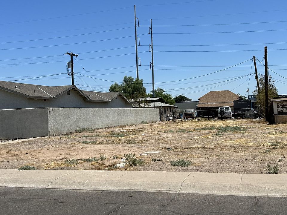 1st image of 1115 S MONTEZUMA Avenue #7