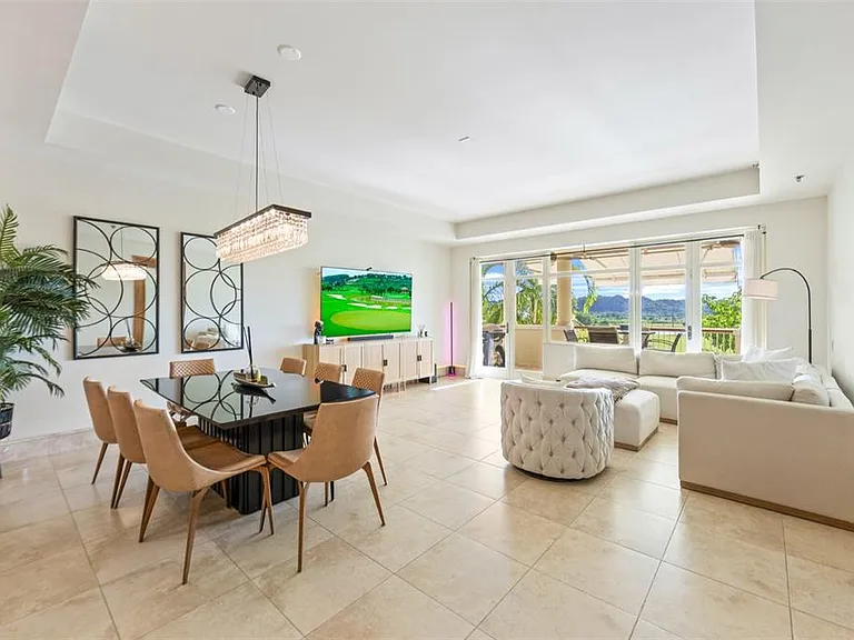 Plantation Dr — Photo 1