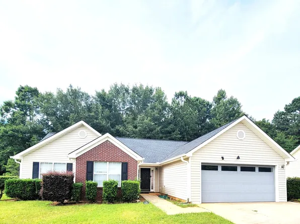 203 Plantation Trl, Griffin, GA 30223