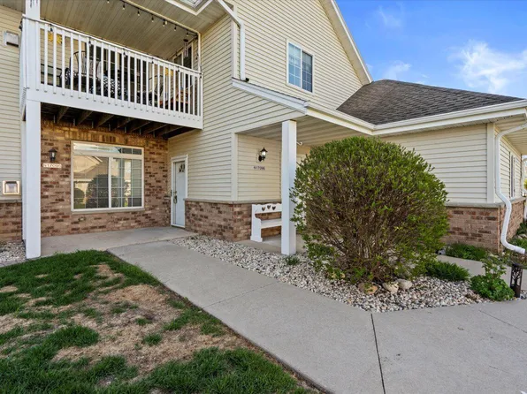 W197N17096 Stonewall DRIVE #4, Jackson, WI 53037