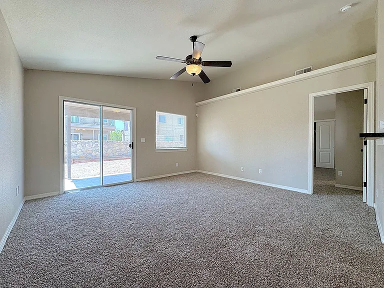 10925 Coyote Ranch Ln — Photo 11