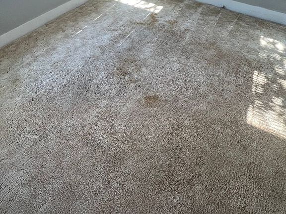 3rd image of 634 N 15th St