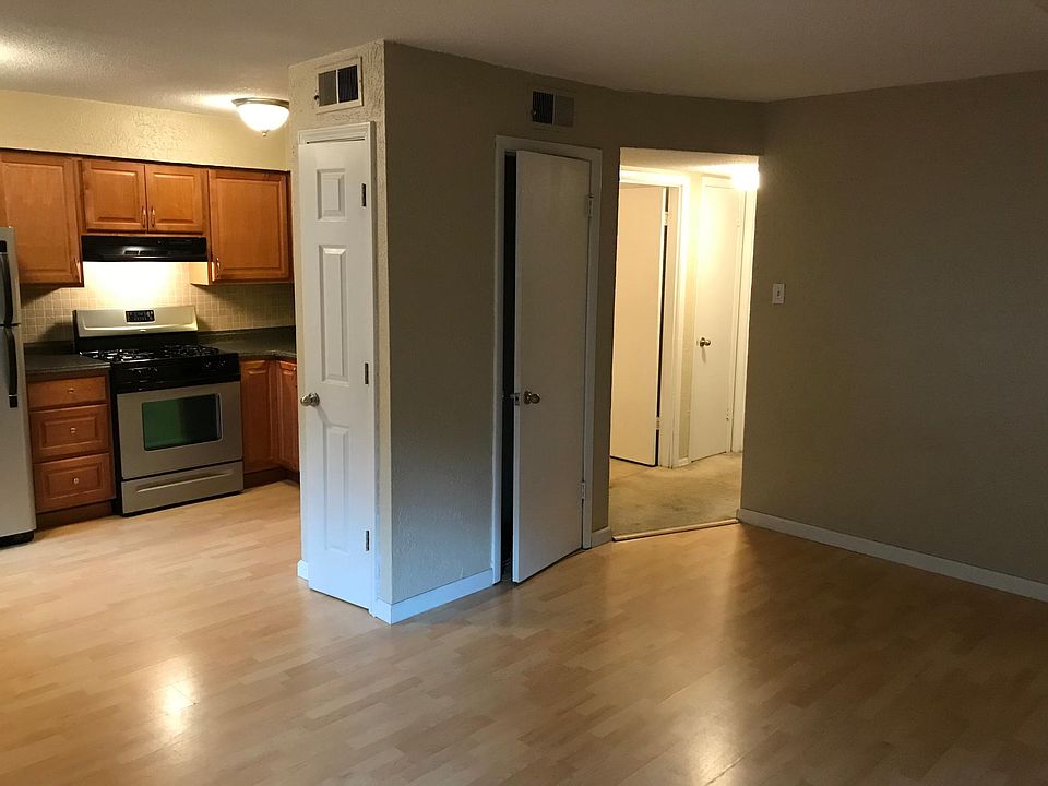1st image of 7119 South St #206