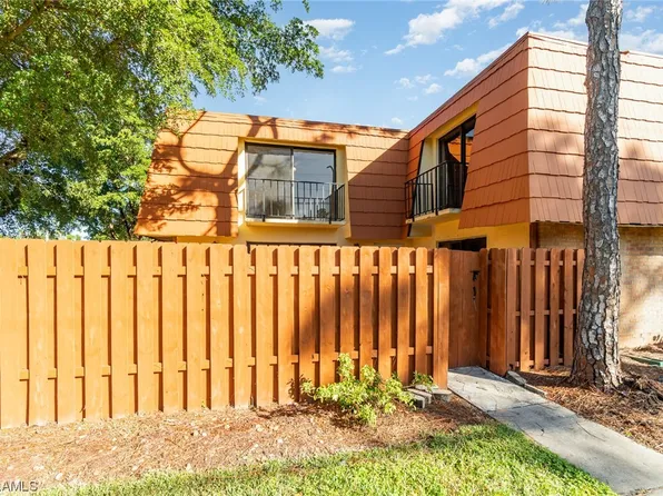1724 Park Meadows Dr APT 3, Fort Myers, FL 33907