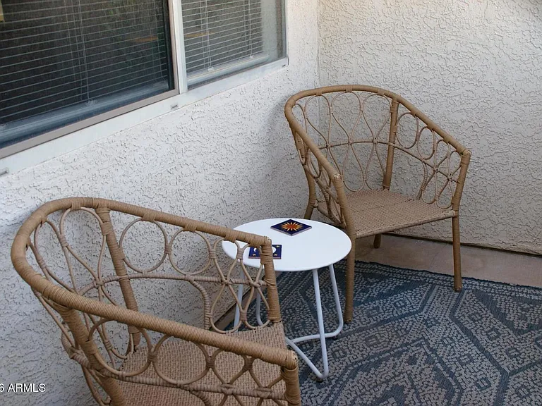 525 N Miller Rd #244 — Photo 2