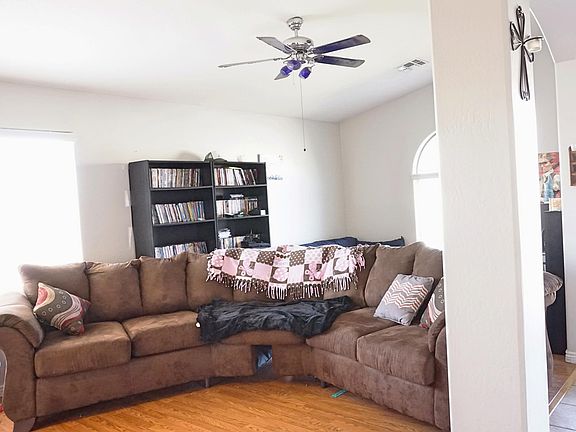 3rd image of 10223 E Carmel Ave