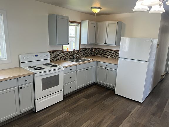 3rd image of 4226 Thorp Rd