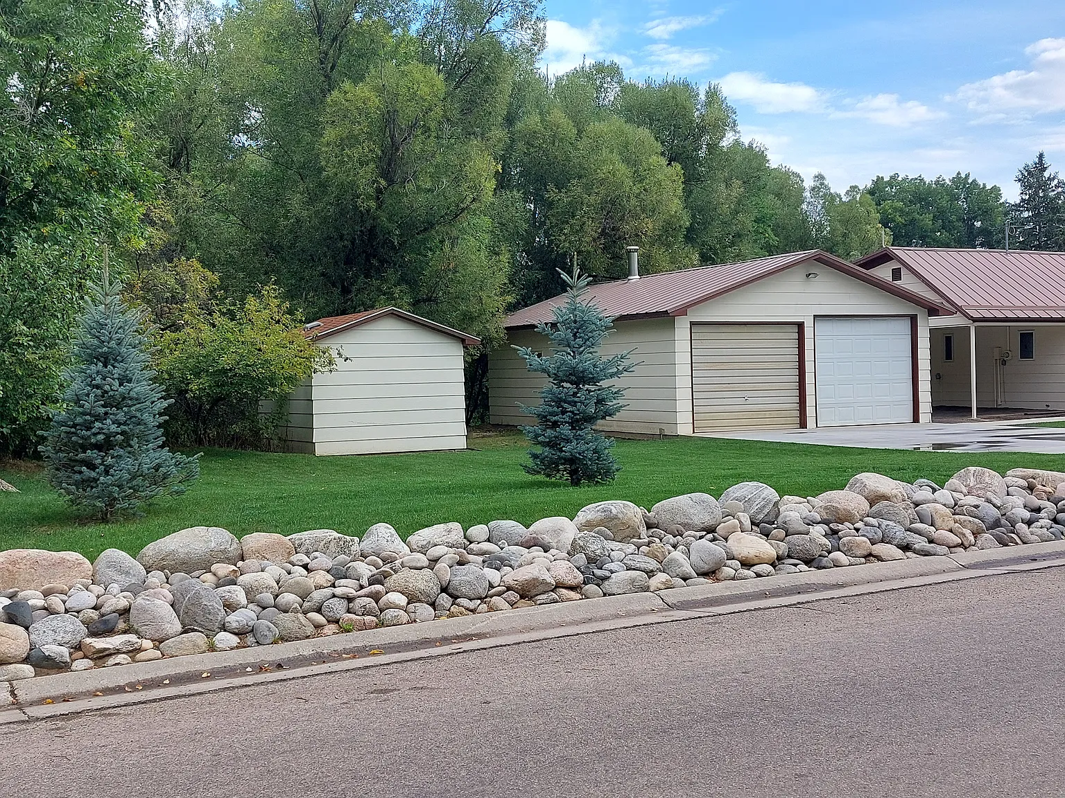 2 bed, 1105 sqft, $1,800 — Photo 4