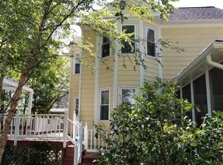 318 Loudoun St SW, Leesburg, VA 20175