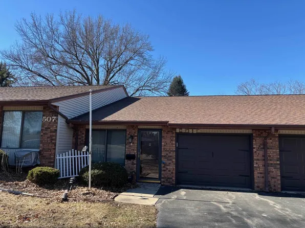 507 Jenkran St Unit 4, Morrison, IL 61270
