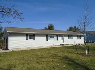 1904 Meriden St, Mendota, IL 61342