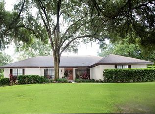 2538 Laurelwood Ln, Valrico, FL 33596