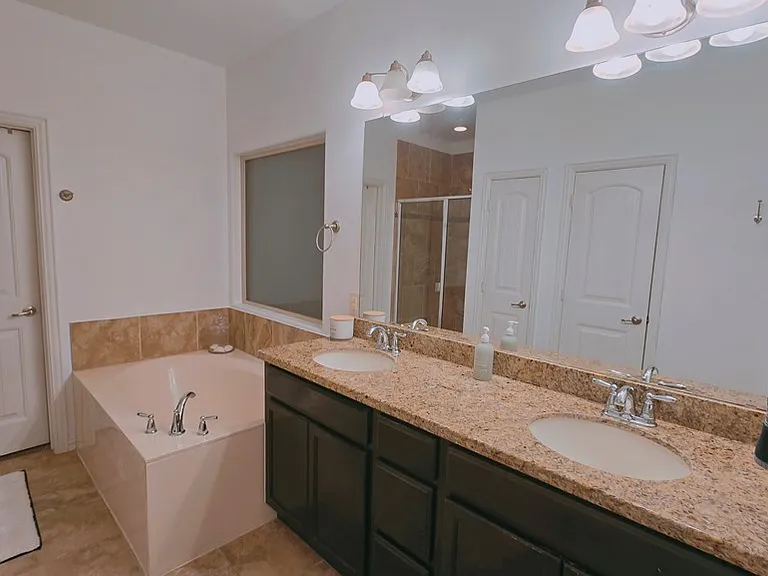 7309 Raphael St — Photo 10