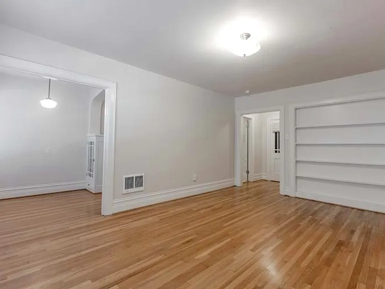228 NW 22nd Ave — Photo 23