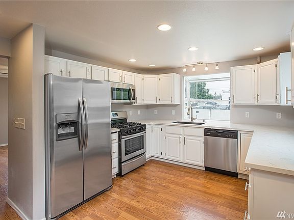 5th image of 11112 9th Avenue Ct S