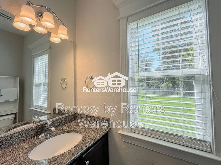 105 Bedford Pl — Photo 22