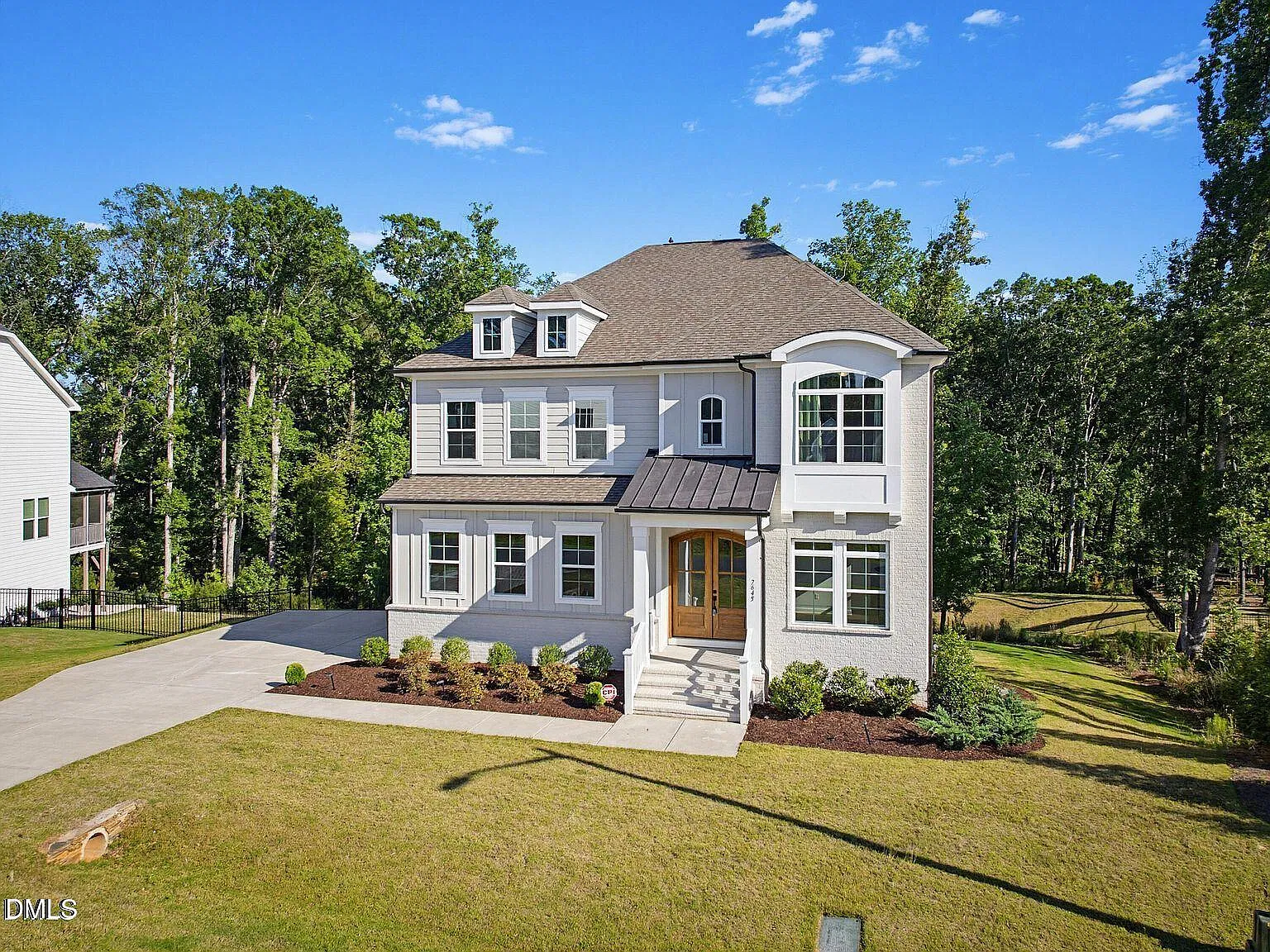 5 bed, 4.0 bath, $4,000 — Photo 1