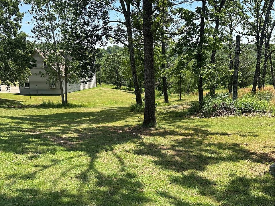 2nd image of 25 E 958th Rd