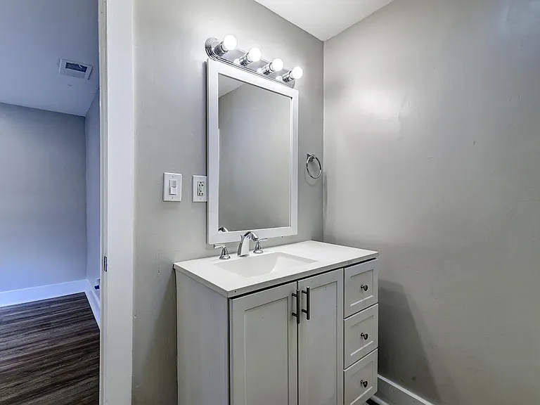5134 Piedmont Ave — Photo 4