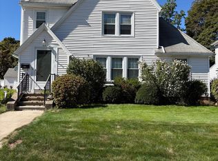 23 Keefe Ave, Holyoke, MA 01040