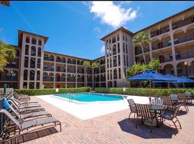 6100 Gulfport Blvd S