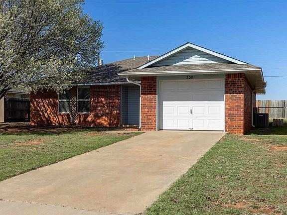 2nd image of 209 E B Ave