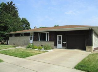 524 Walker St, Stevens Point, WI 54481