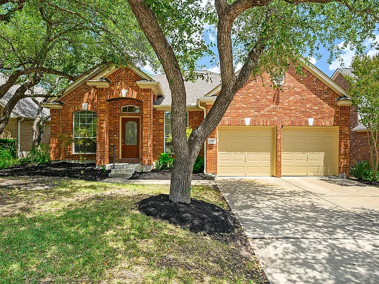 1309 Horseback Holw — Photo 2