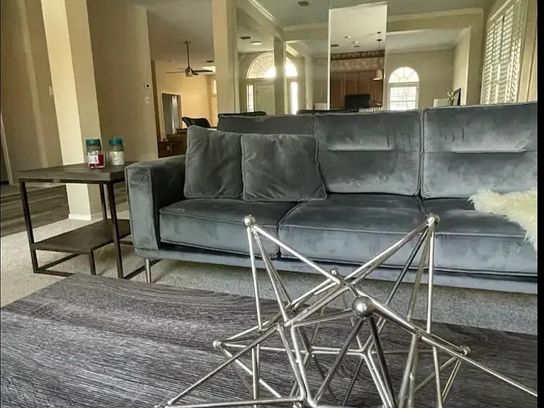 1300 Winnipeg Dr — Photo 3