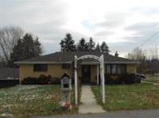 224 Olive Dr, Wintersville, OH