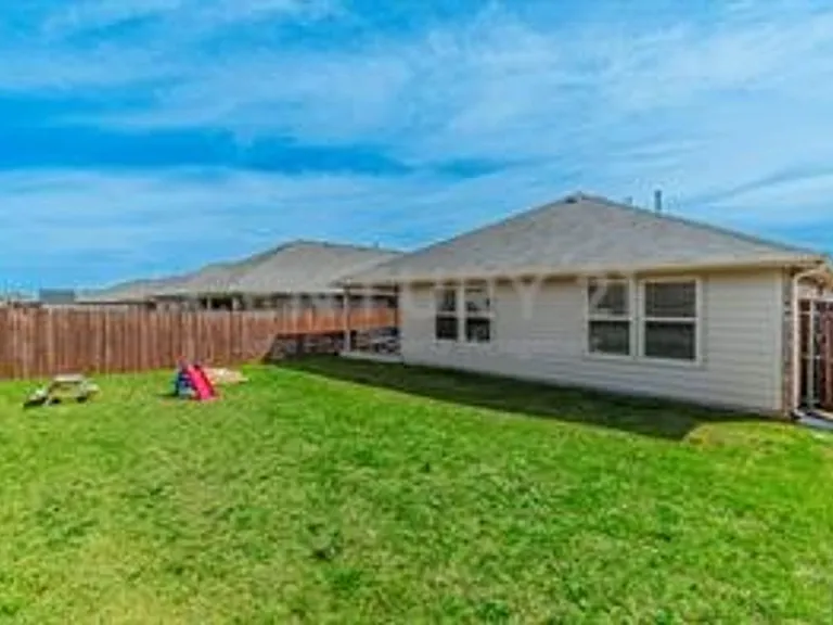 628 Spaulding St — Photo 25
