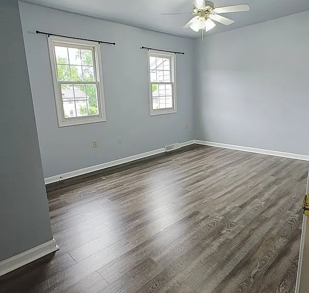 52 Michael Ct — Photo 17