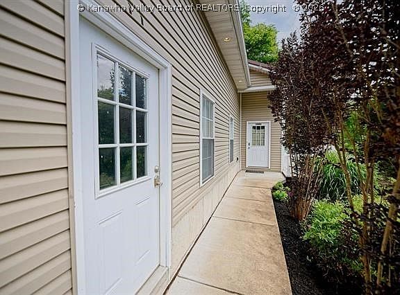5th image of 2086 Miller Rd