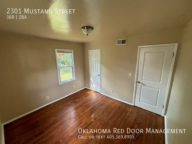 2301 Mustang St — Photo 7