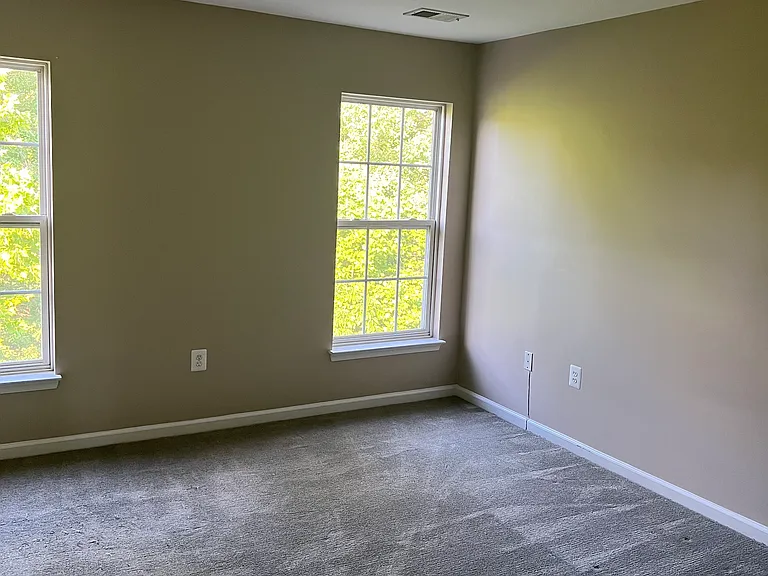 144 Executive Cir — Photo 21