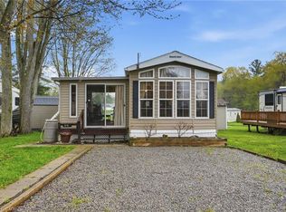 2490 Governors Rd S #B-19, Hamilton, ON L0R1T0