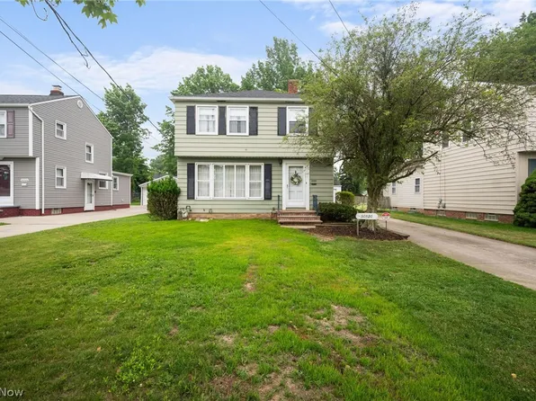 30520 Willow Ln, Willowick, OH 44095