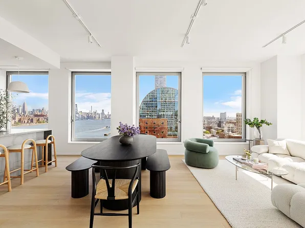 8 S 4th St #15E, Brooklyn, NY 11249