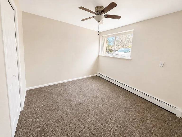 32 Valentine Ln #3 — Photo 6