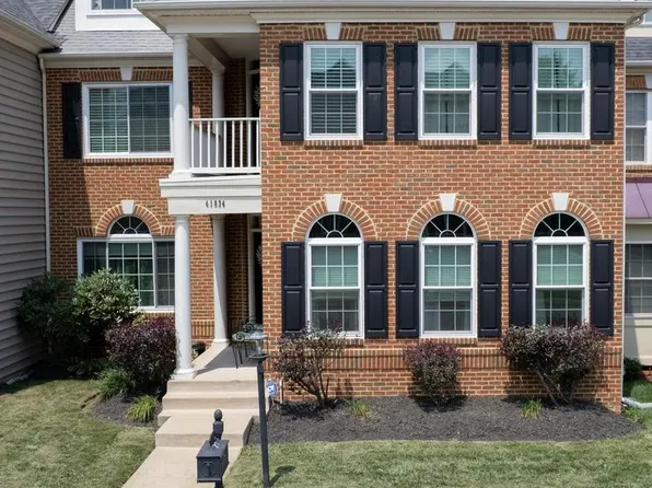 41834 Bristow Manor Dr, Ashburn, VA 20148
