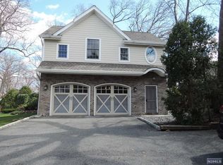 207 Woodside Ave #1, Ridgewood, NJ 07450