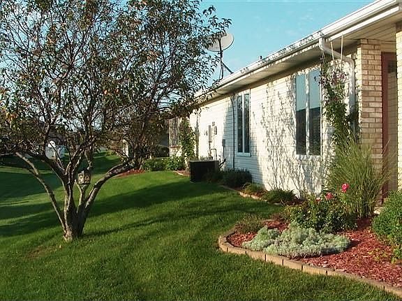 4th image of 253 Heritage Dr